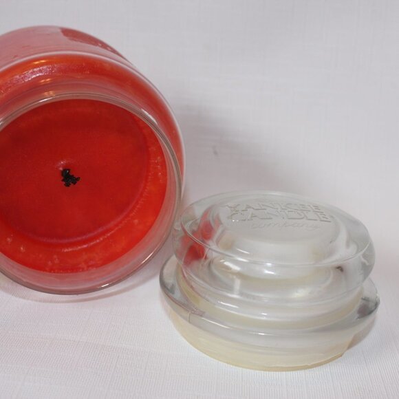 RARE YANKEE CANDLE TRICK OR TREAT CANDLE 14.5 OZ. - Picture 5 of 5